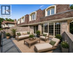 477 BEECHWOOD Drive UnitNo. 4 - 32