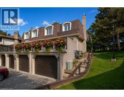 477 BEECHWOOD Drive UnitNo. 4 - 4