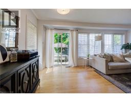 3 GOLDEN IRIS Crescent - 12