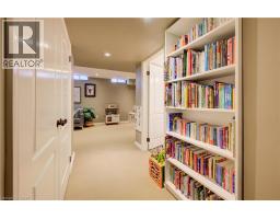 3 GOLDEN IRIS Crescent - 36