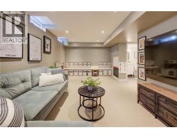 3 GOLDEN IRIS Crescent - 38