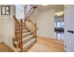 3 GOLDEN IRIS Crescent - 8