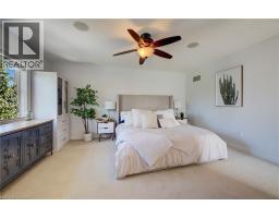 3 GOLDEN IRIS Crescent - 9