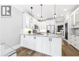 4220 SARAZEN Drive UnitNo. 7 - 10