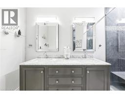 4220 SARAZEN Drive UnitNo. 7 - 17