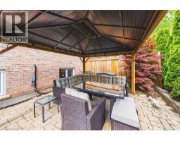 4220 SARAZEN Drive UnitNo. 7 - 33