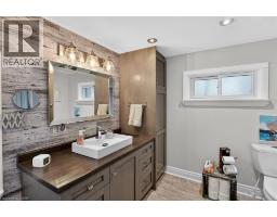 3745 KING Street - 14