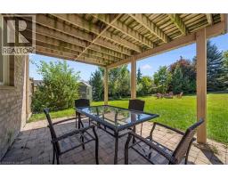 56 HENHOEFFER Crescent - 36