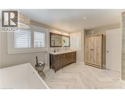 10 FORREST Avenue E - 21