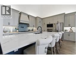 5 ARCHIBALD Drive - 23