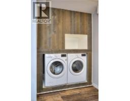 1346 KING Street E - 22