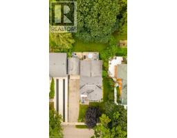 9 PARK Avenue W - 3