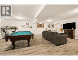 9 PARK Avenue W - 40
