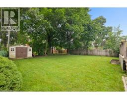 9 PARK Avenue W - 46