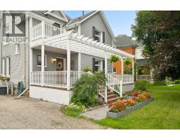9 PARK Avenue W - 8