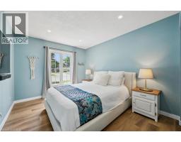 2 KEEWATIN Avenue - 14