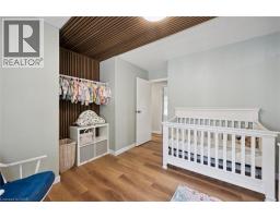 2 KEEWATIN Avenue - 17