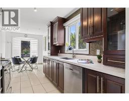 9 HOLM Street - 12