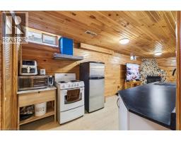 9 HOLM Street - 28