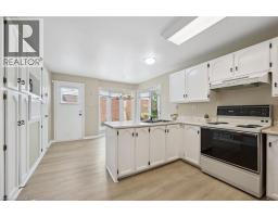 167 WESTVALE Drive - 13