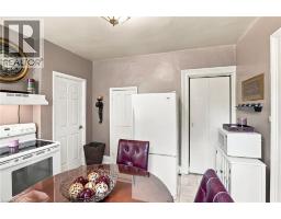 132 EMERALD Street S - 16