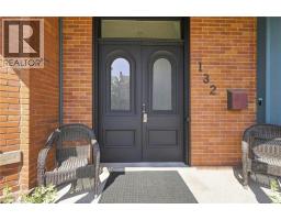 132 EMERALD Street S - 4