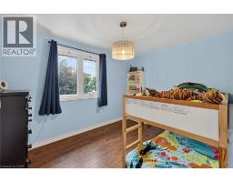 27 SIOUX Crescent - 29