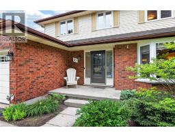 27 SIOUX Crescent - 8