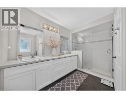256 MOORLAND Crescent - 22