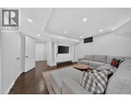 256 MOORLAND Crescent - 23