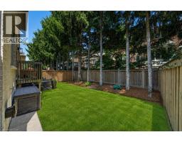 256 MOORLAND Crescent - 30
