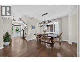 256 MOORLAND Crescent - 7