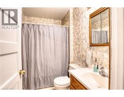 786 MAIN Street W - 13