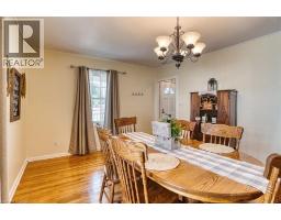 786 MAIN Street W - 18