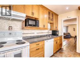 786 MAIN Street W - 20