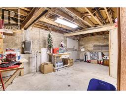 786 MAIN Street W - 34