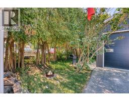 786 MAIN Street W - 39