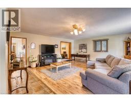 786 MAIN Street W - 8