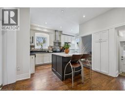 42 LANSDOWNE Road N - 13