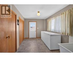 833 LYNN VALLEY Road - 13
