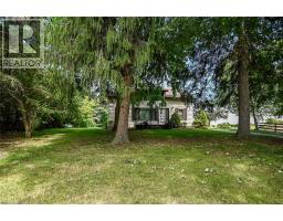 833 LYNN VALLEY Road - 36
