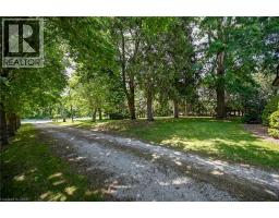 833 LYNN VALLEY Road - 37