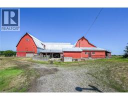 833 LYNN VALLEY Road - 6