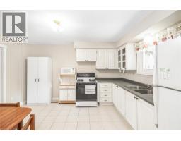 28 RIVERDALE Drive - 9
