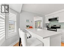 502 BEECHWOOD Drive UnitNo. 3 - 11