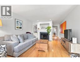 502 BEECHWOOD Drive UnitNo. 3 - 18