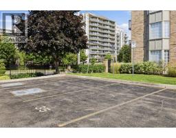 216 PLAINS Road W UnitNo. E305 - 33