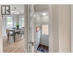 115 FAIRVIEW Crescent - 29