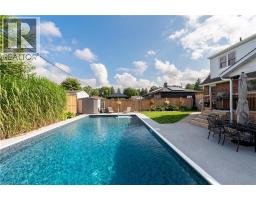 115 FAIRVIEW Crescent - 42