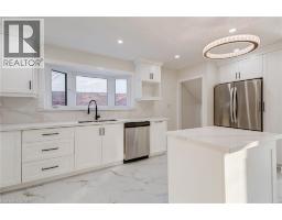 63 HARDALE Crescent - 8